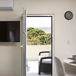 Renaissance Studio- Rooftop, Views & Charm Ретимно (Крит)