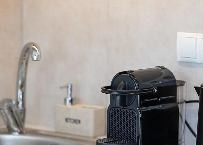 Renaissance Studio- Rooftop, Views & Charm Apartamento