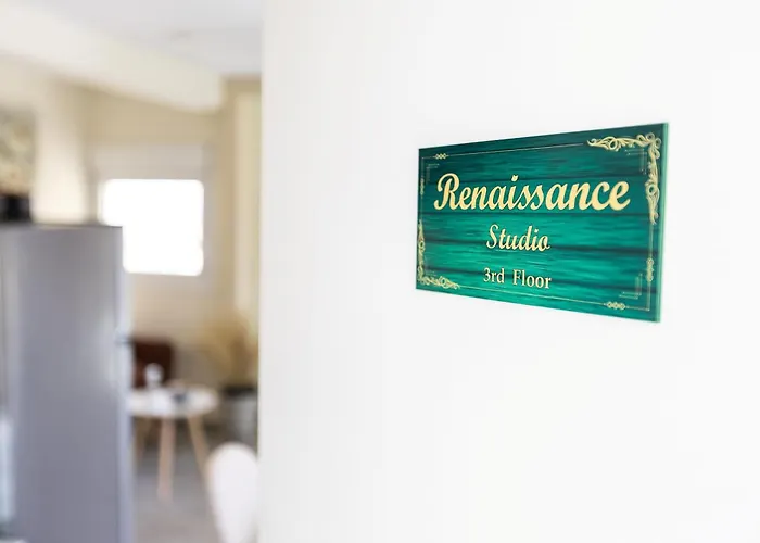 Διαμέρισμα Renaissance Studio- Rooftop, Views & Charm *